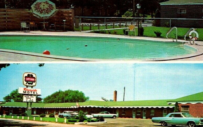 Riverside Motel & Marina (Riverside Motel) - Vintage Postcard (newer photo)